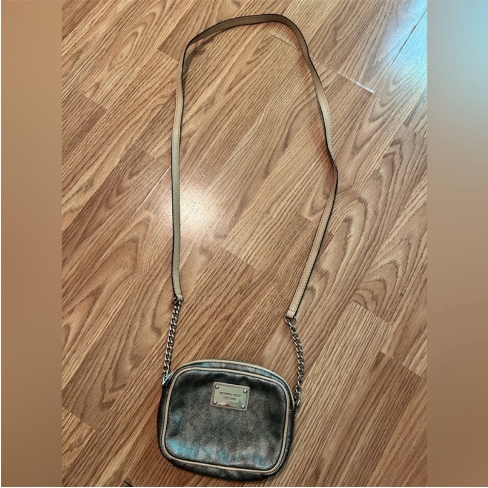 Michael Kors silver/tan crossbody